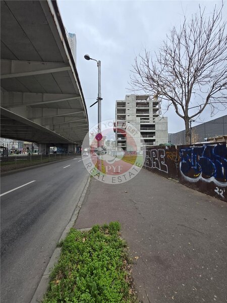 Basarab | Cladire mixta | 5.790 mp | structura finalizata |  Ideal investitie | 6,35 mil 